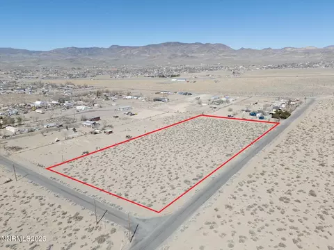 8040 Rancho Ave, Stagecoach, NV 89429