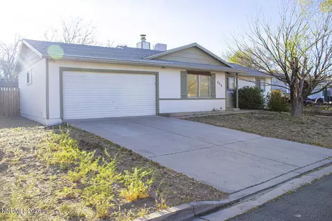 425 Spruce Dr, Fernley, NV 89408