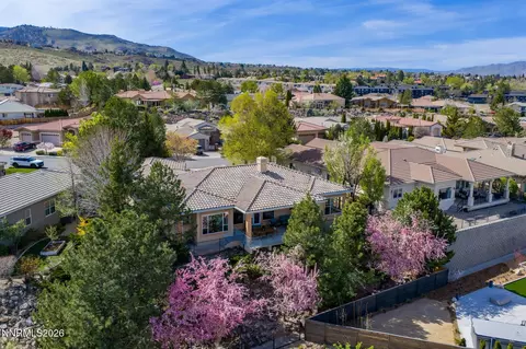 2630 Spearpoint Dr, Reno, NV 89509