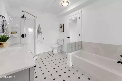Bath - 2610 E Nye Ln, Carson City, NV 89706 photo 4 of 4