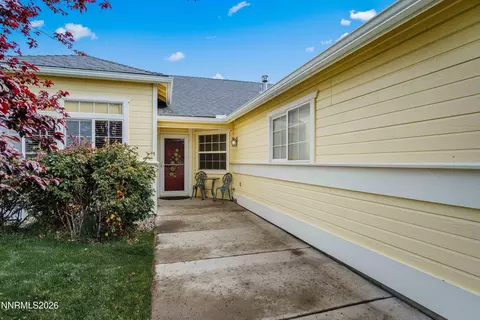 10 Tankersley Ct, Sparks, NV 89436