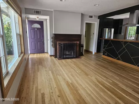950 Delmar Way, Reno, NV 89509