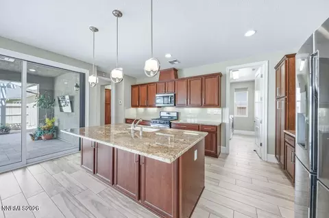 Kitchen - 9835 Hafflinger Ln, Reno, NV 89521 photo 4 of 6