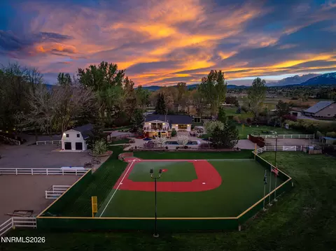 945 Monte Vista Dr, Reno, NV 89511
