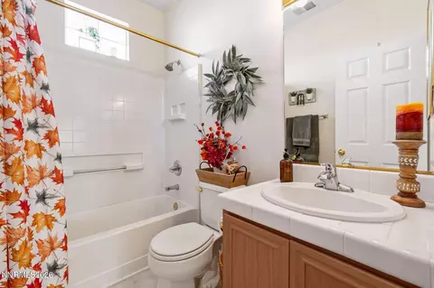 Bath - 9761 Cattail Cir, Reno, NV 89521 photo 2 of 2