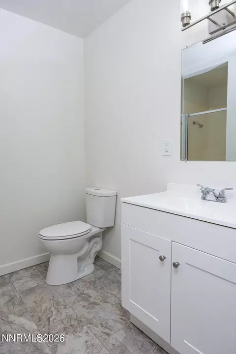 Bath - 550 Wade Ln, Fallon, NV 89406 photo 1 of 4