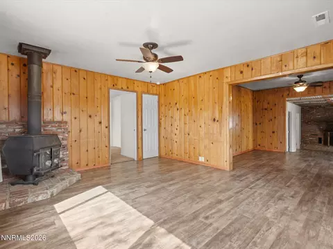 Living - 970 Mclean Rd, Fallon, NV 89406 photo 3 of 20