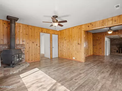 Living - 970 Mclean Rd, Fallon, NV 89406 photo 2 of 20