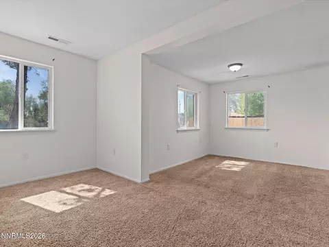 Living - 970 Mclean Rd, Fallon, NV 89406 photo 19 of 20