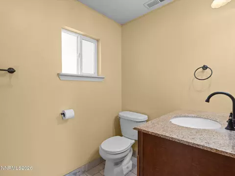 Bath - 970 Mclean Rd, Fallon, NV 89406 photo 1 of 4