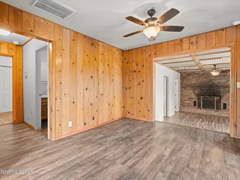 Living - 970 Mclean Rd, Fallon, NV 89406 photo 7 of 20