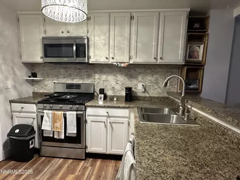1505 E Long St, Carson City, NV 89706 photo 2
