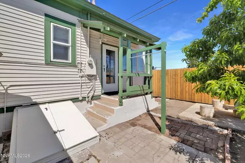 Exterior - 1701 C St, Sparks, NV 89431 photo 8 of 12