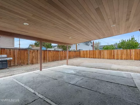 Exterior - 2575 E 9th St, Reno, NV 89512 photo 6 of 8
