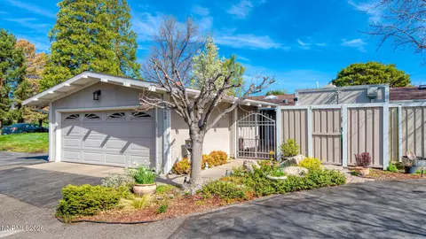 4920 Plumas St, Reno, NV 89509