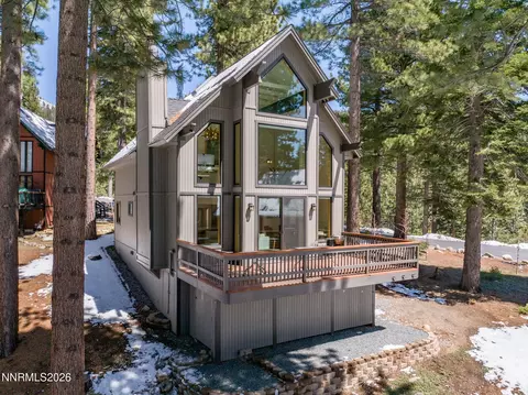 949 Dana Ct #8, Incline Village, NV 89451