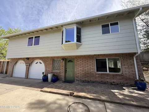 12255 Stoneybrook Dr, Reno, NV 89511