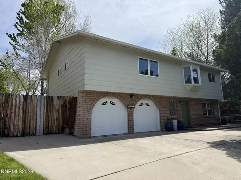 12255 Stoneybrook Dr, Reno, NV 89511