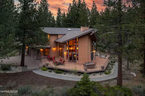 101 Meadow Dr, Stateline, NV 89449