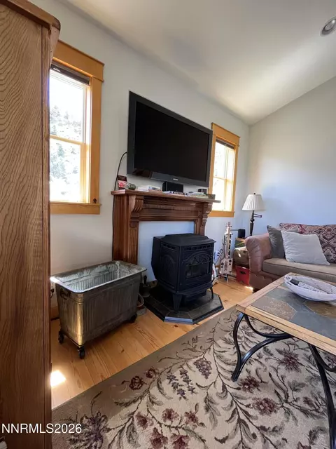 Living - 15 Wine Glass Way, Kingston, NV 89310 photo 6 of 6