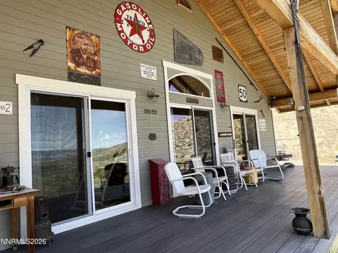 Exterior - 15 Wine Glass Way, Kingston, NV 89310 photo 5 of 11