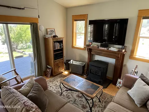 Living - 15 Wine Glass Way, Kingston, NV 89310 photo 3 of 6