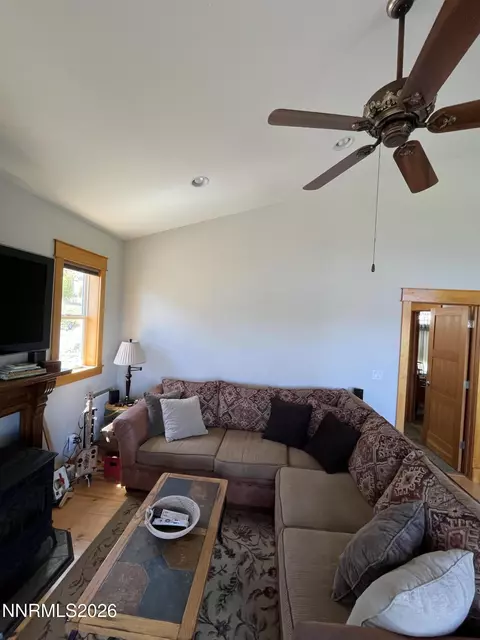 Living - 15 Wine Glass Way, Kingston, NV 89310 photo 4 of 6