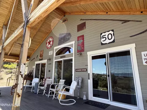 Exterior - 15 Wine Glass Way, Kingston, NV 89310 photo 3 of 11