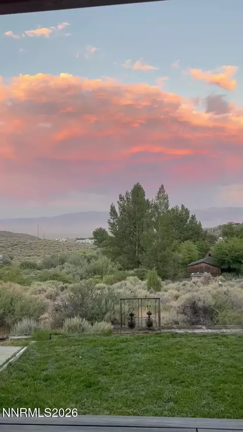 15 Wine Glass Way, Kingston, NV 89310