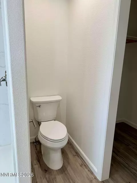 Bath - 5910 Arvilla Ln, Fallon, NV 89406 photo 3 of 3