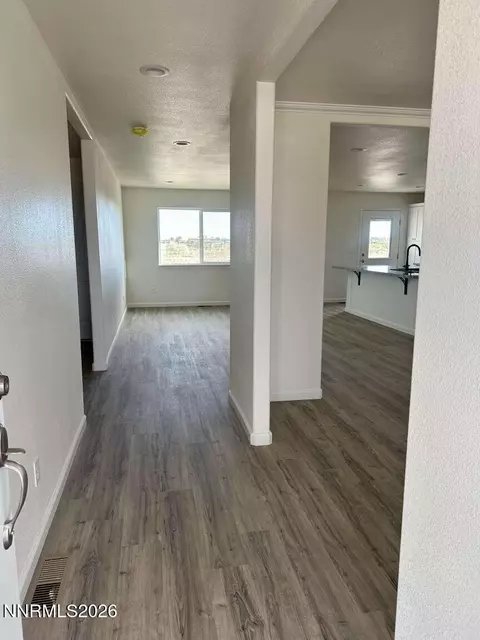 Entry Way - 5910 Arvilla Ln, Fallon, NV 89406 photo 1 of 2