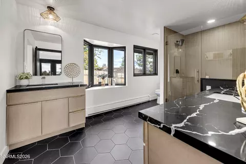 Bath - 3020 Malapi Way, Sparks, NV 89431 photo 2 of 7