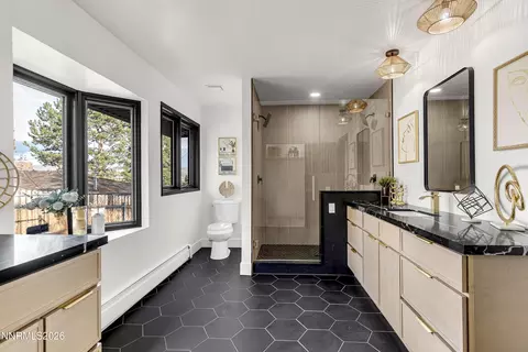 Bath - 3020 Malapi Way, Sparks, NV 89431 photo 3 of 7