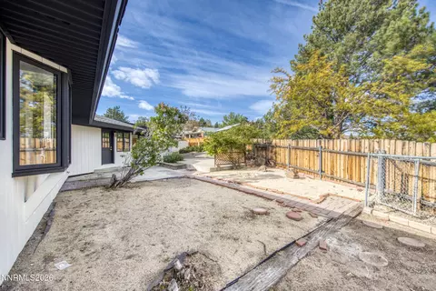 Exterior - 3020 Malapi Way, Sparks, NV 89431 photo 6 of 10