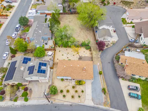 1208 Charles Dr, Reno, NV 89509
