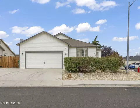 1800 Hickory Ln, Fernley, NV 89408