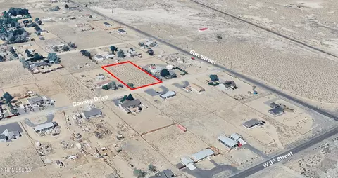 1080 Cooney Dr, Silver Springs, NV 89429