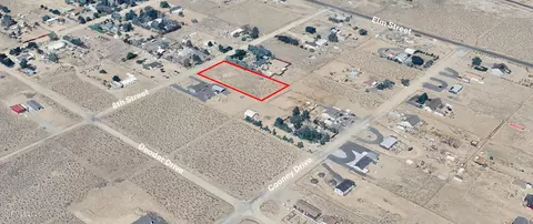 1205 W 8th St, Silver Springs, NV 89429