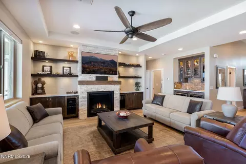 Living - 560 Riverbed Cir, Reno, NV 89521 photo 3 of 3