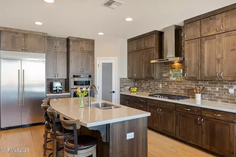 Kitchen - 560 Riverbed Cir, Reno, NV 89521 photo 4 of 5