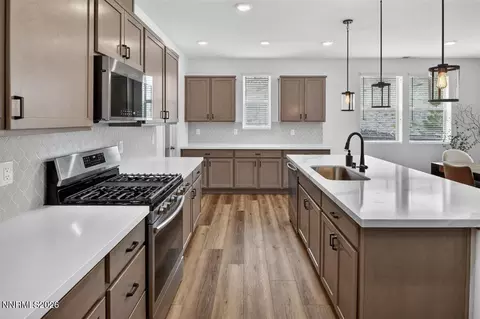 Kitchen - 55 Eclipse Ct, Carson City, NV 89705 photo 4 of 4
