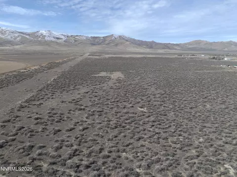 7 Paiute Trail Rd, Winnemucca, NV 89445