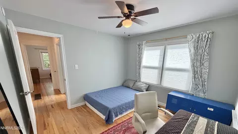 Bedroom - 525 E Taylor St, Reno, NV 89502 photo 4 of 6
