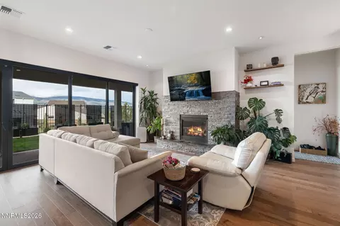 15025 Iron River Dr, Reno, NV 89521