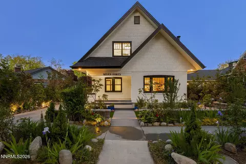 740 Manor Dr, Reno, NV 89509