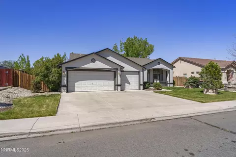 1054 Rimfield Dr, Fernley, NV 89408