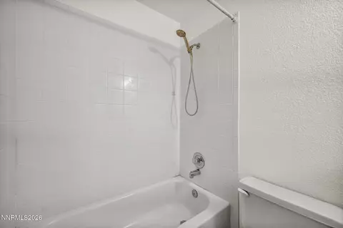 Bath - 8614 Strutter Way, Reno, NV 89506 photo 4 of 4