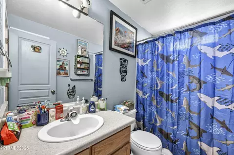 Bath - 1250 Eagle Rock Rd, Fallon, NV 89406 photo 1 of 3