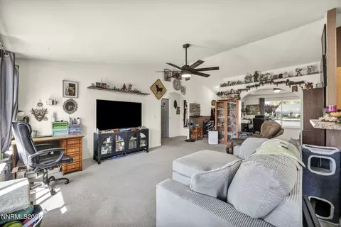 Living - 1250 Eagle Rock Rd, Fallon, NV 89406 photo 4 of 4