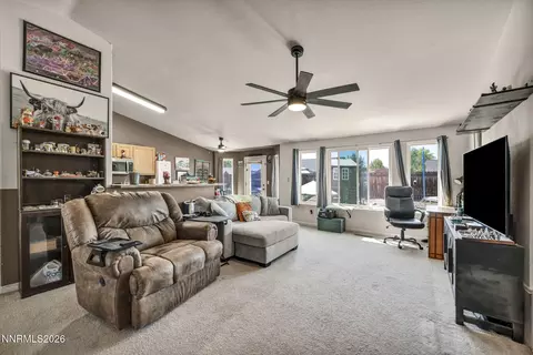 Living - 1250 Eagle Rock Rd, Fallon, NV 89406 photo 1 of 4